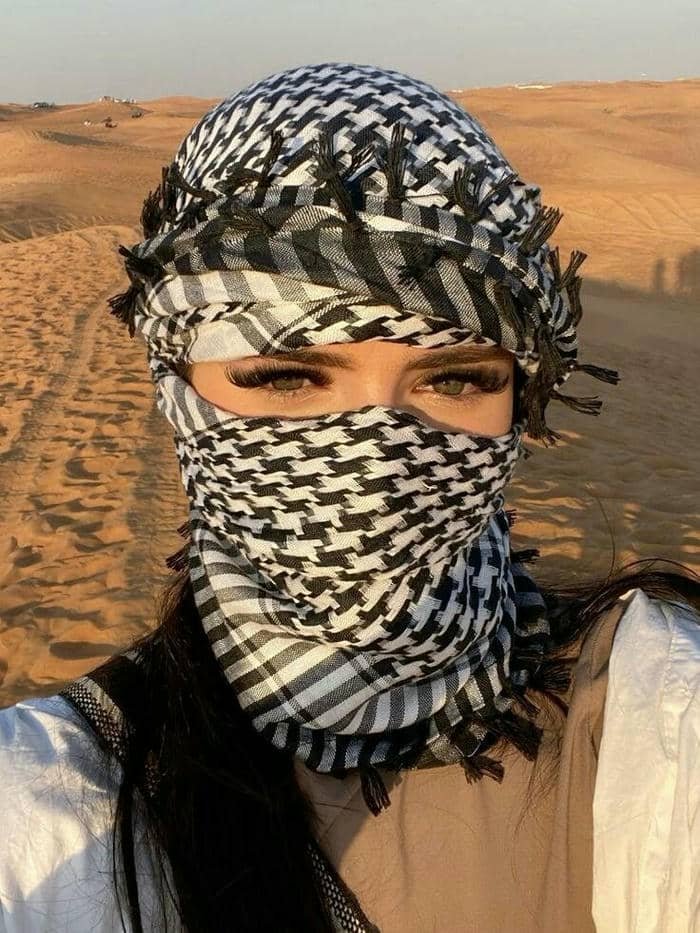 beautiful hijab style in islamic girls dp