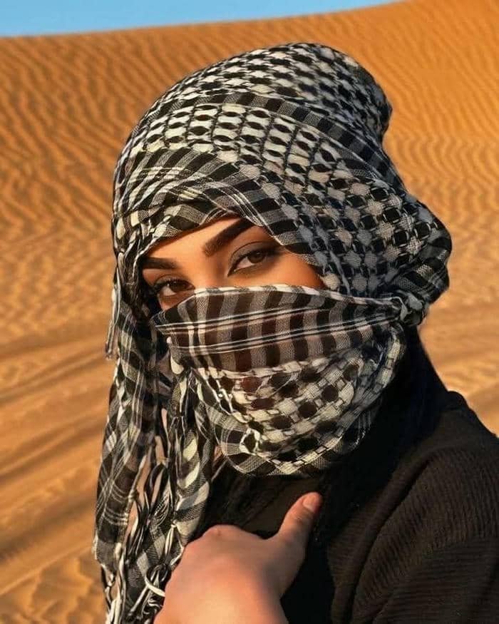 calm expression in islamic girls dp