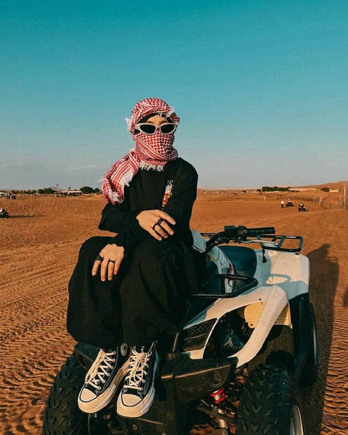 clean aesthetic of islamic girls dp