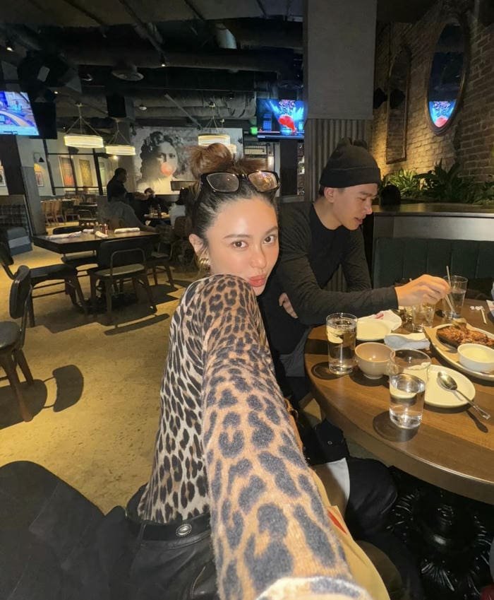 cute heart vibe in love dp for girls