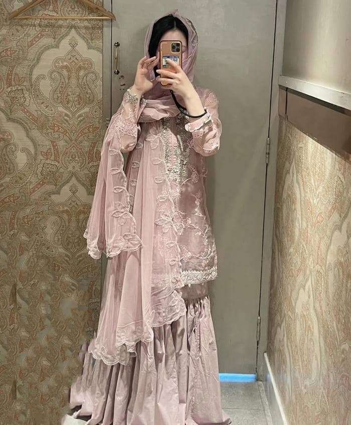 divine charm in mahadev dp for girls