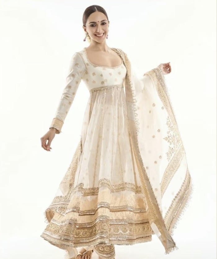 divine light in mahadev dp for girls