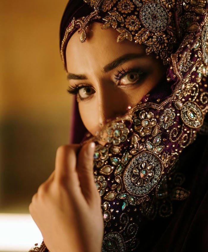 gentle elegance in hijab dp for girls