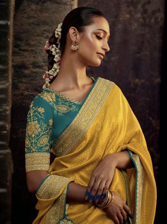 gentle vibe in kashmiri girls dp