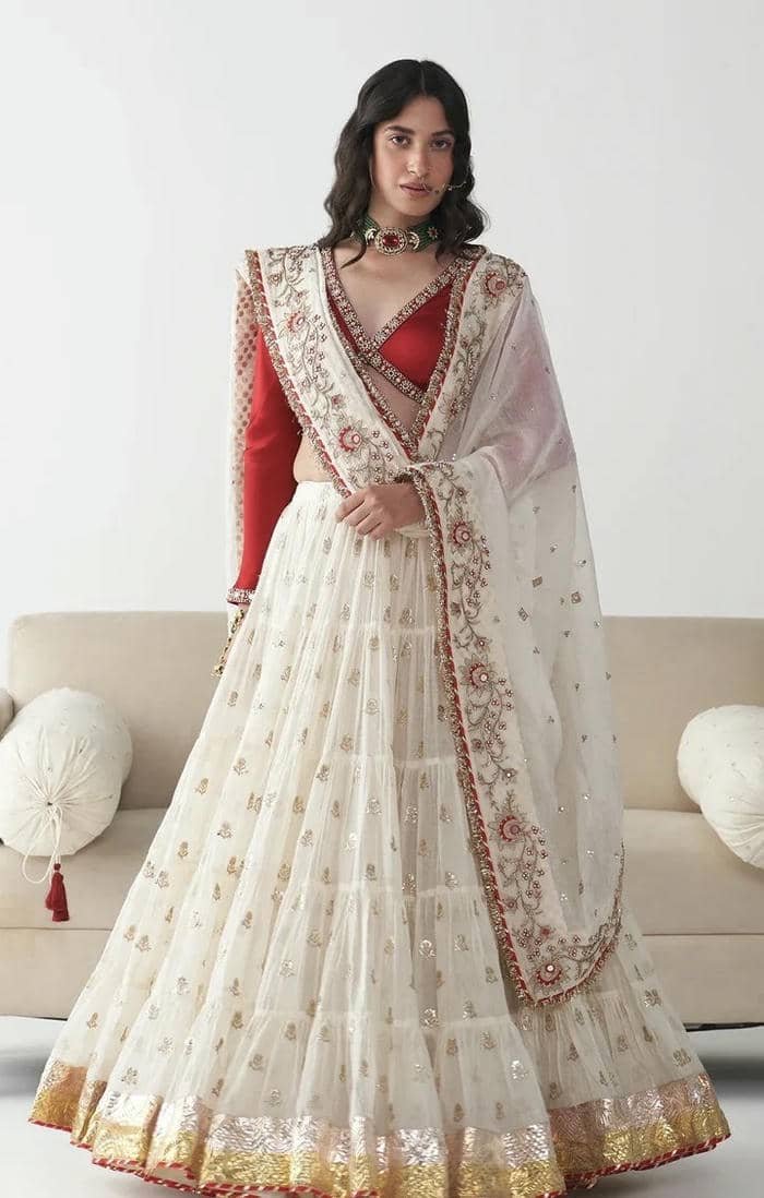 shiv bhakti shown in mahadev dp for girls