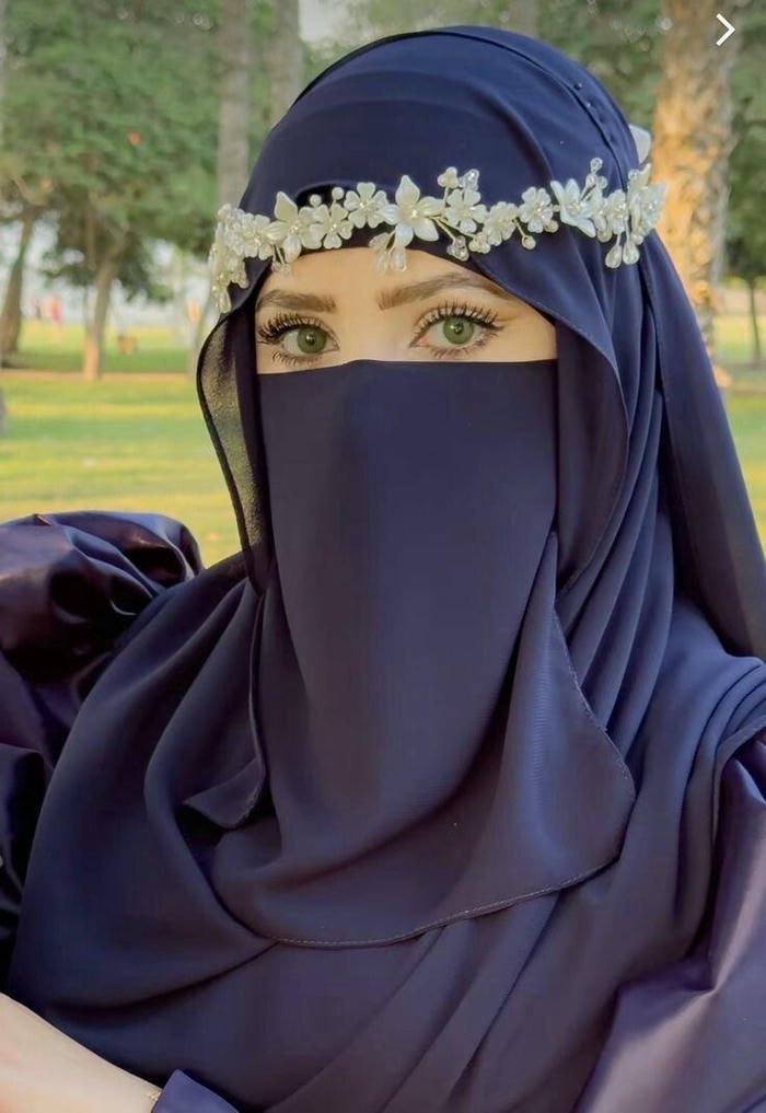 traditional warmth in islamic girls dp