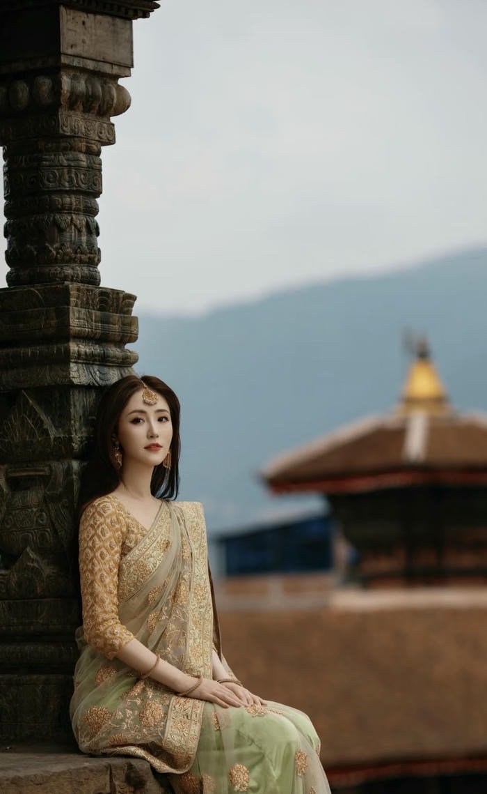 warm cultural tone in kashmiri girls dp