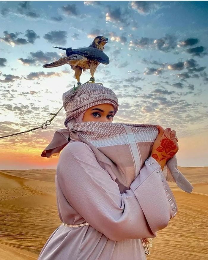 warm expression in hijab dp for girls