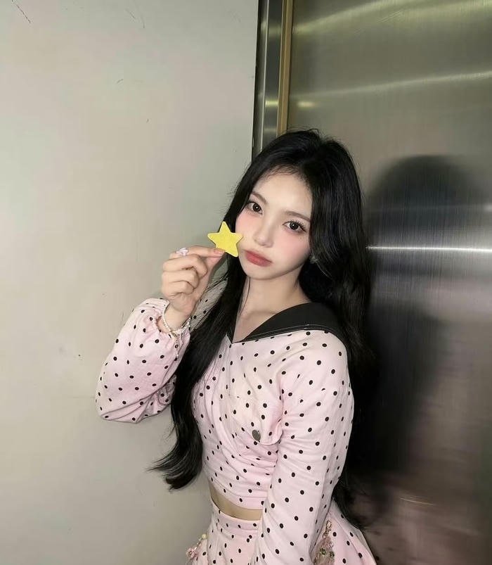 warm glow from love dp for girls