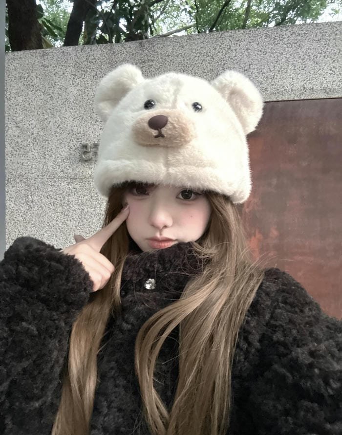 Dreamy cute girl pic dp soft lighting