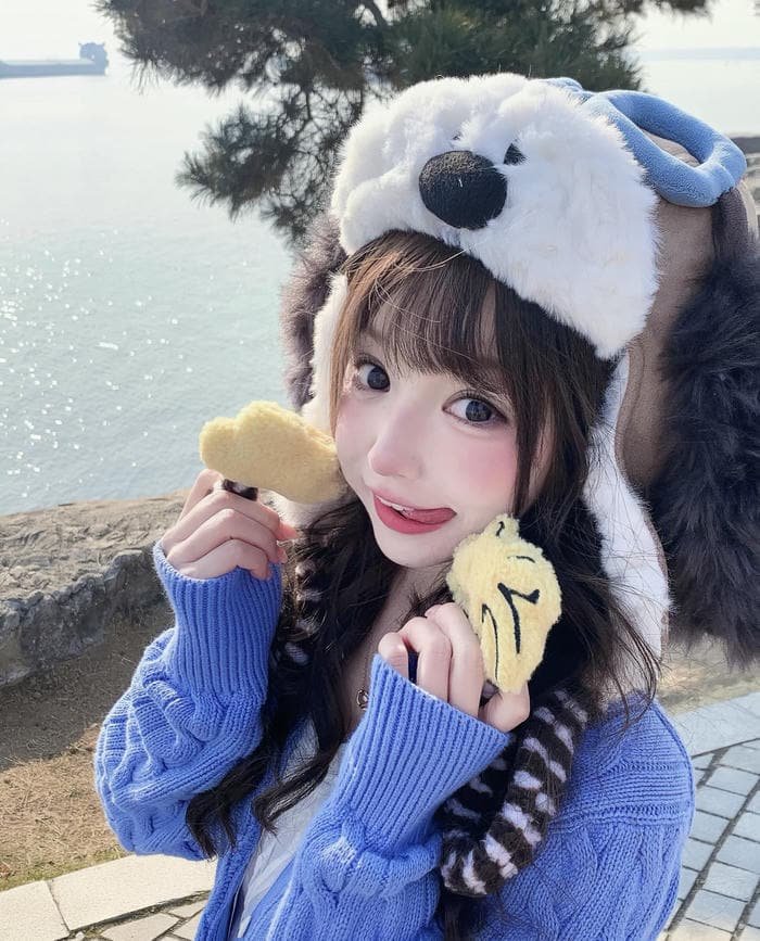 Innocent cute girl pic dp pastel style