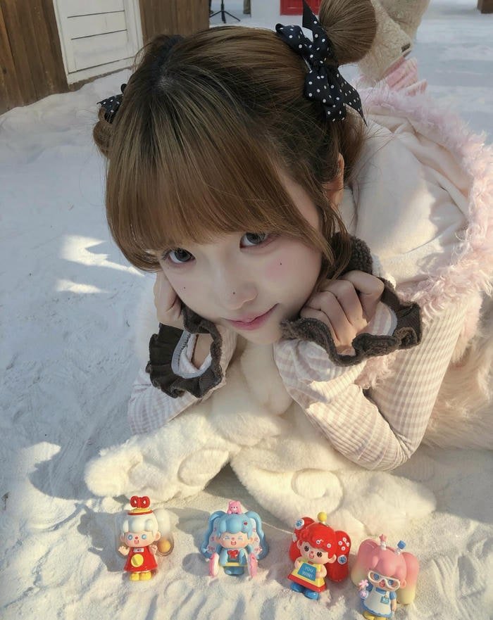 Pure beauty cute girl portrait for profile