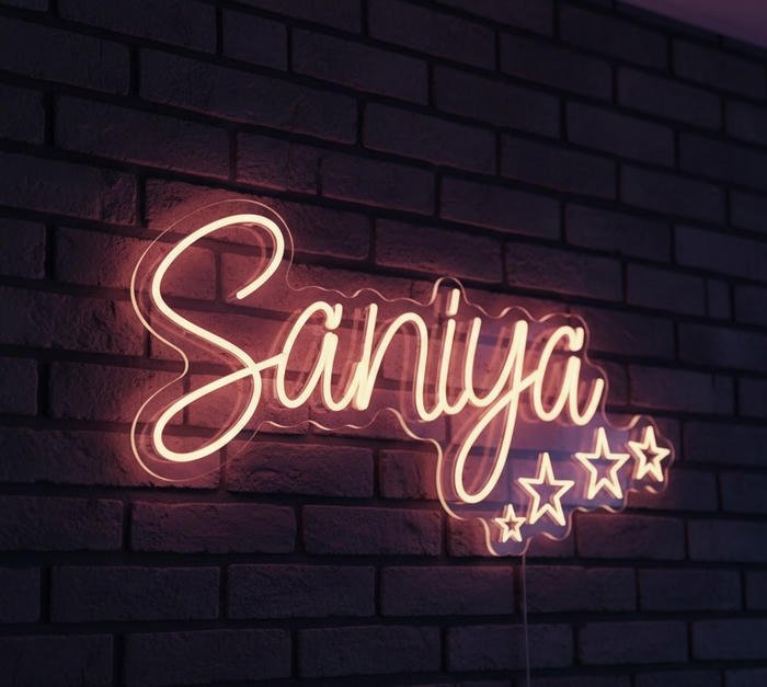 Sweet dreamy girl saniya name dp