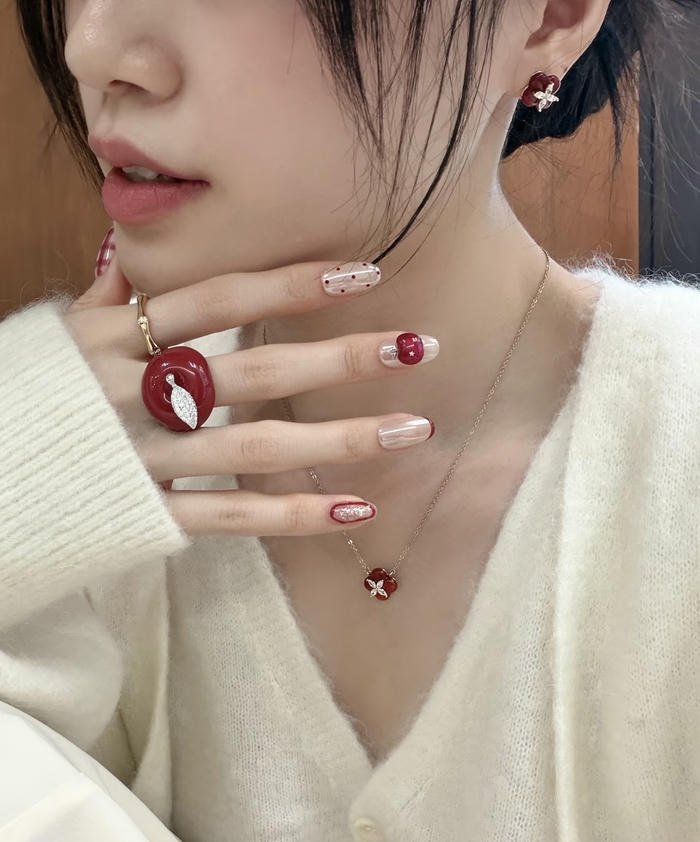 a calm sparkle in girl earrings dp