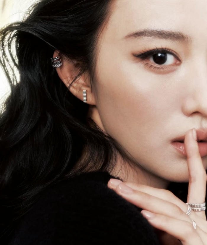 a charming focus on girl earrings dp