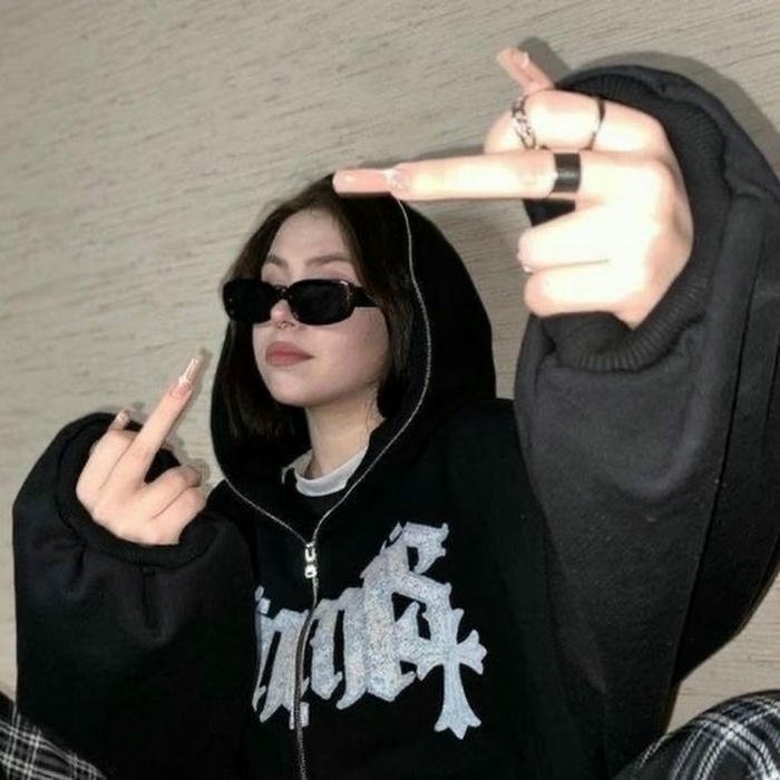 a storm of beauty crazy girl dp