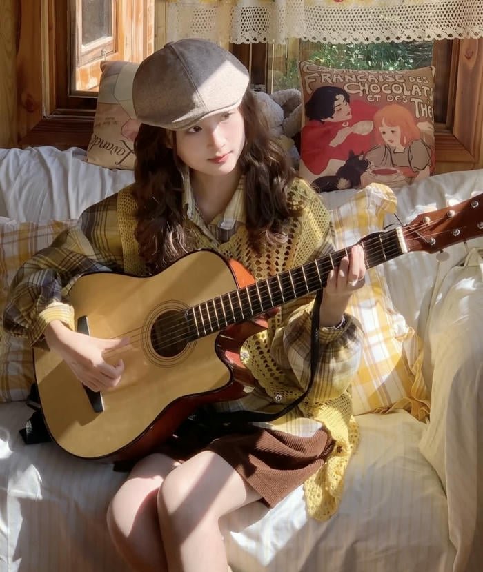 acoustic vibes guitar girl dp calm style