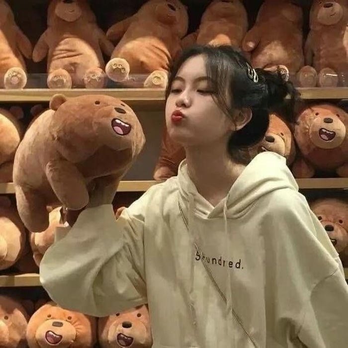 aesthetic teddy bear girl profile photo