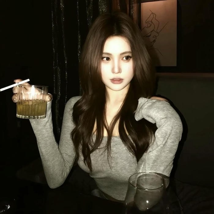 chill moments smoking girl dp calm aesthetic