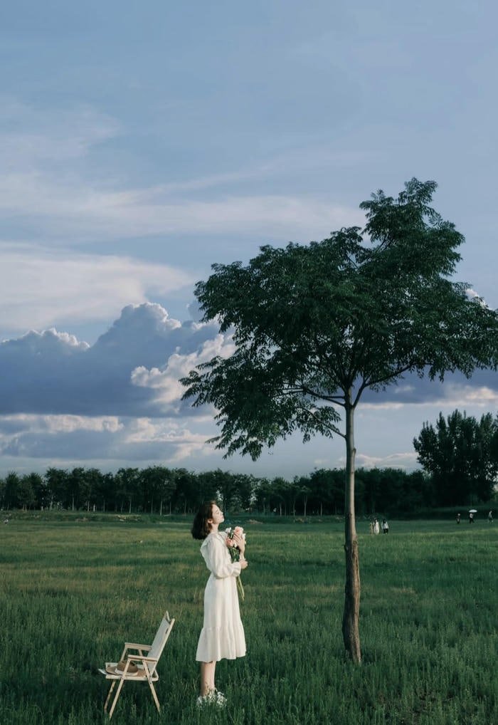 empty heart calling in alone dp for girls