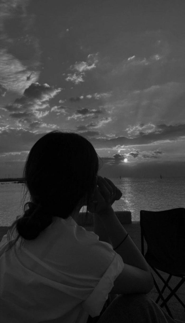 enigmatic figure shadow girl dp tone