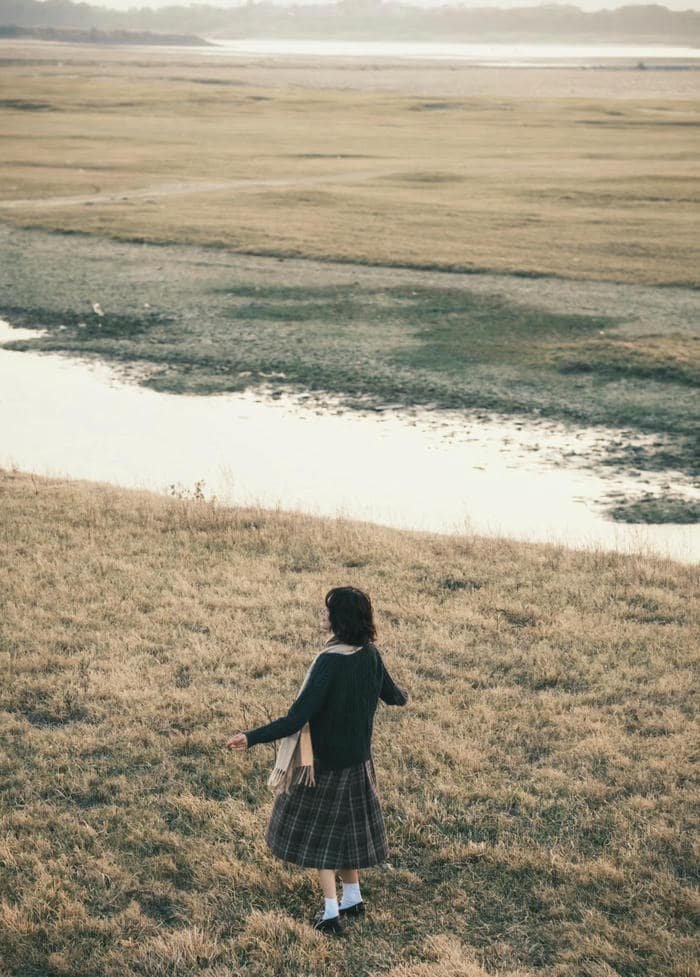 faded hopes in alone dp for girls