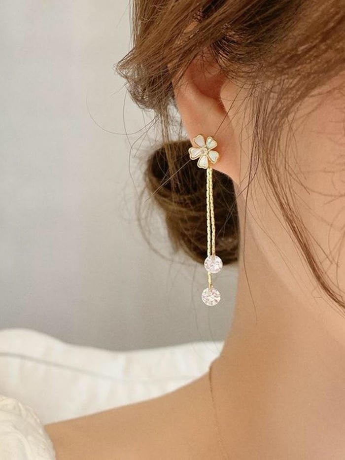 girl earrings dp shows classy timeless elegance