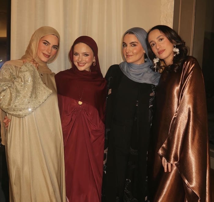 glowing iman ramadan dp for girls