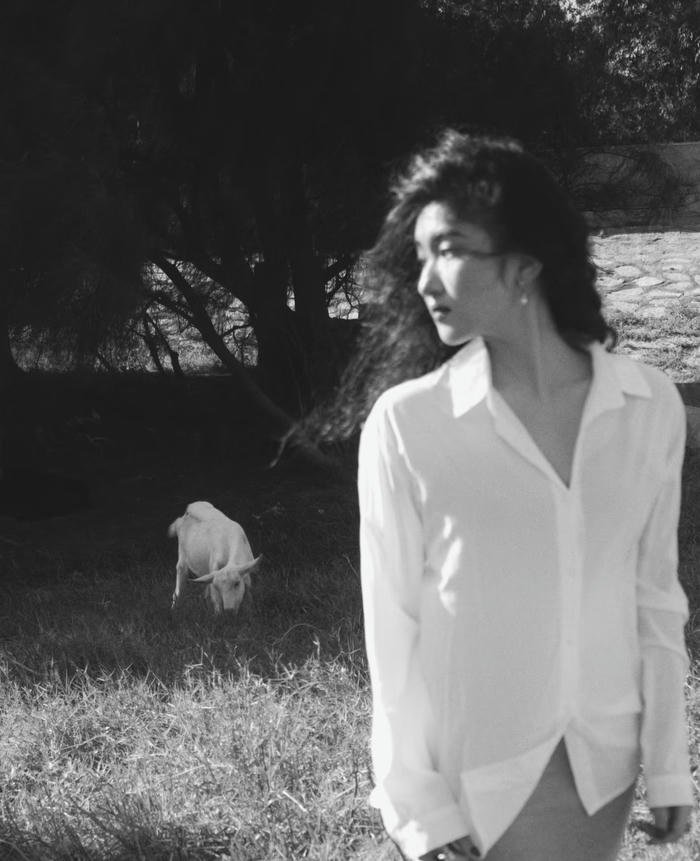 lonely rain with alone dp for girls