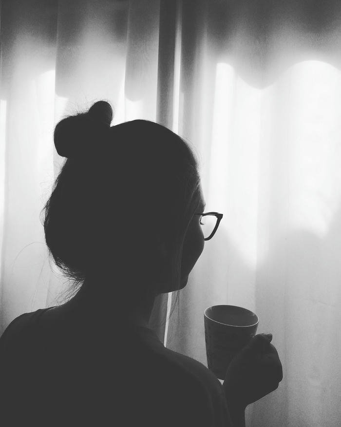 muted light shadow girl dp portrait