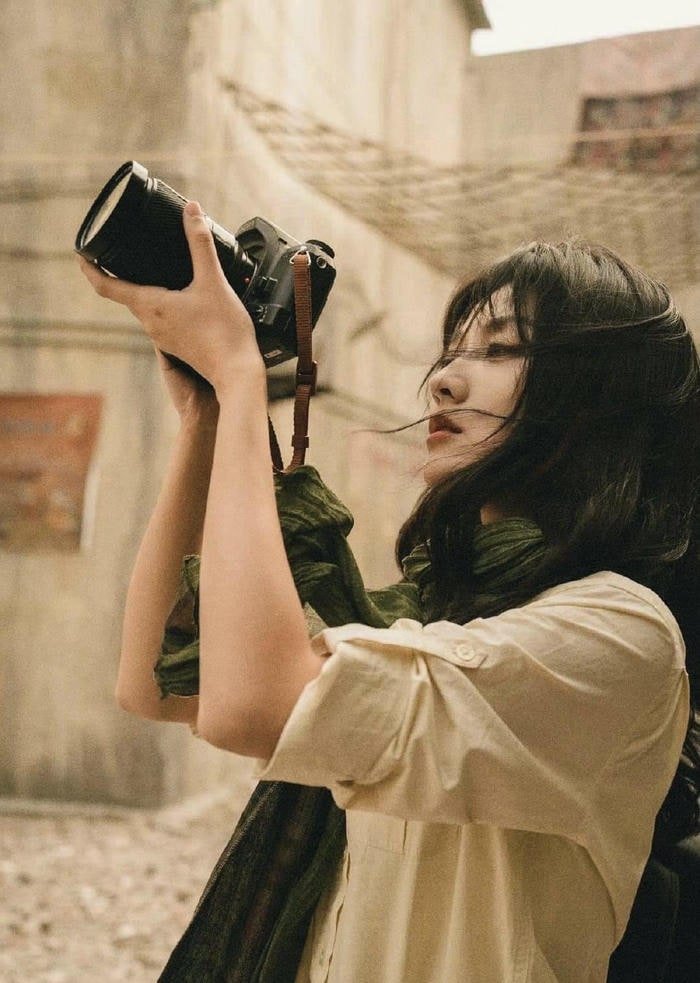 neat appearance smart girl dp aesthetic