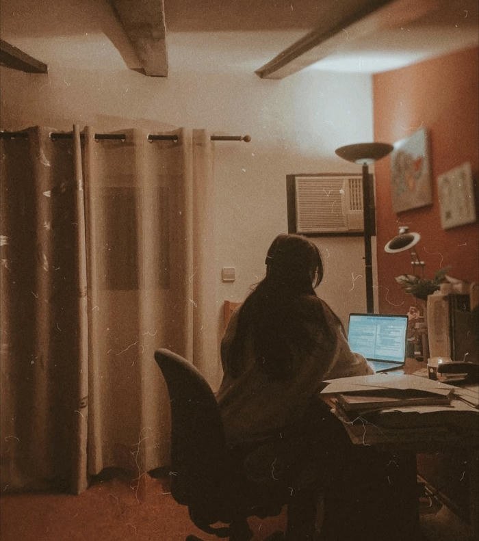 planner open study girl dp view