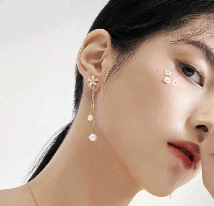 pure grace shown by girl earrings dp