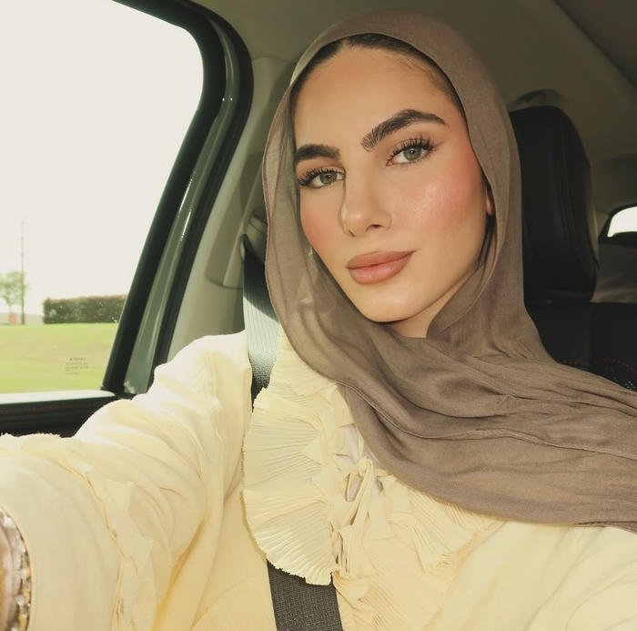 quiet soul reflection ramadan dp for girls