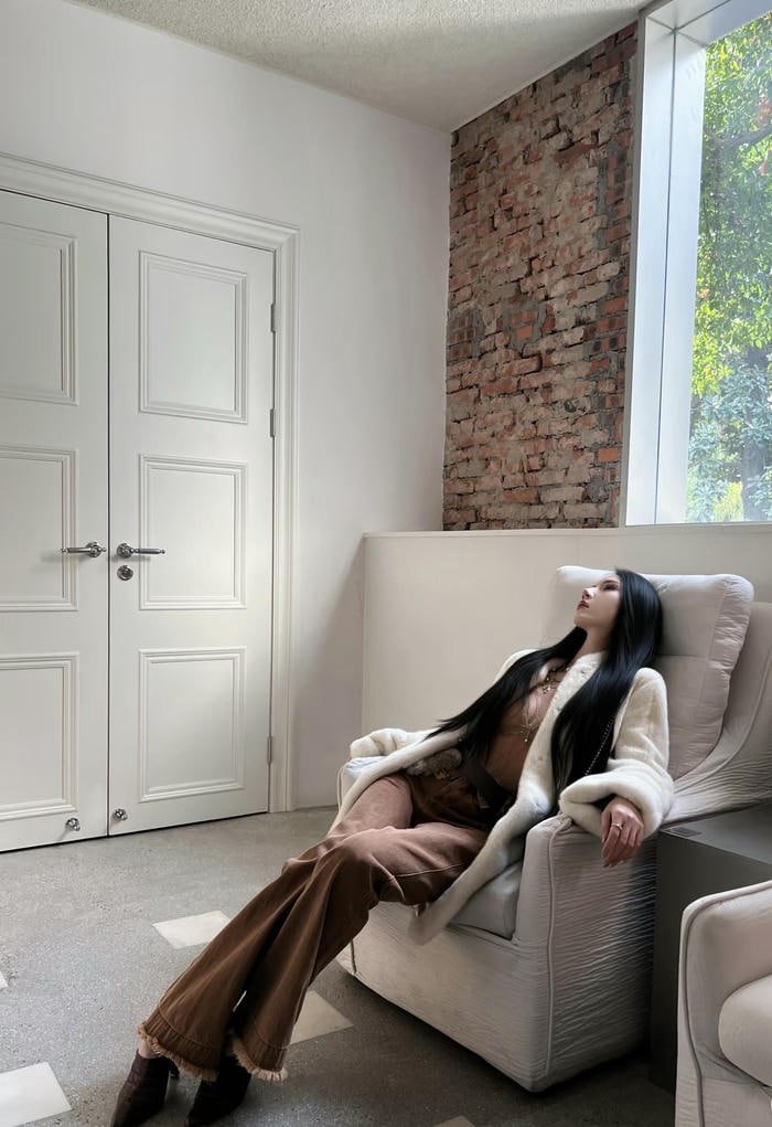 rosy cheeks profile picture girls extremely cute