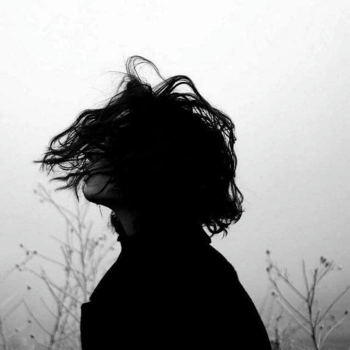 soft darkness shadow girl dp portrait