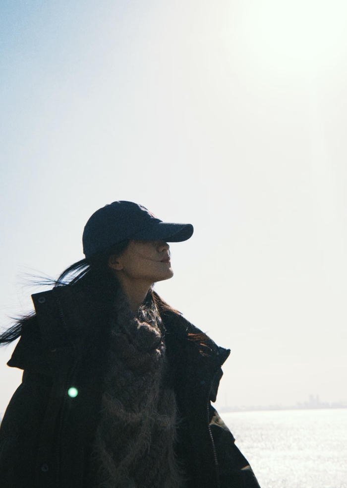 soft hair profile picture girls very charming