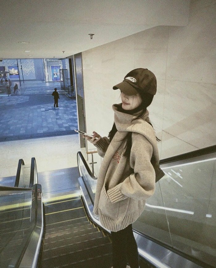 soft light profile picture girls very cute