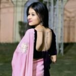 subtle charm marks saree girl dp