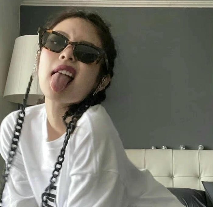 the beauty of crazy girl dp explodes