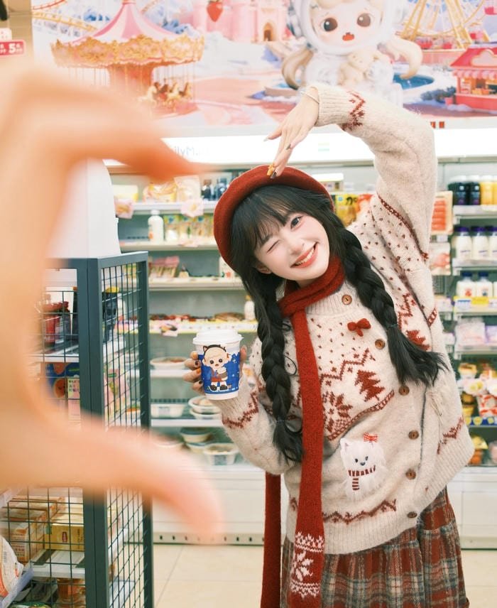 warm afternoons suit happy girl dp well