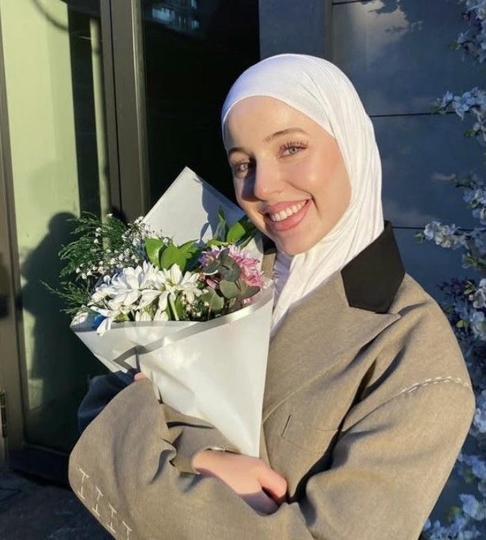 Bright smile in muslim girl dp