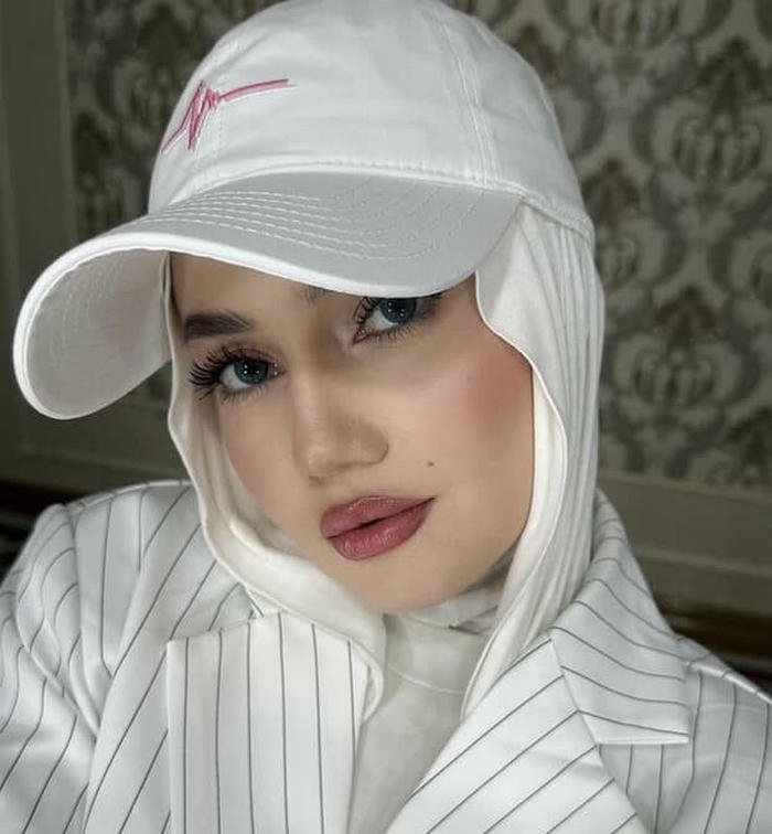 Casual outfit muslim girl dp look