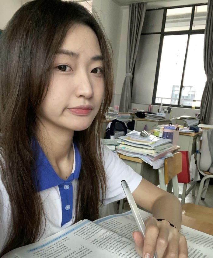 Exam ready dp for girl student