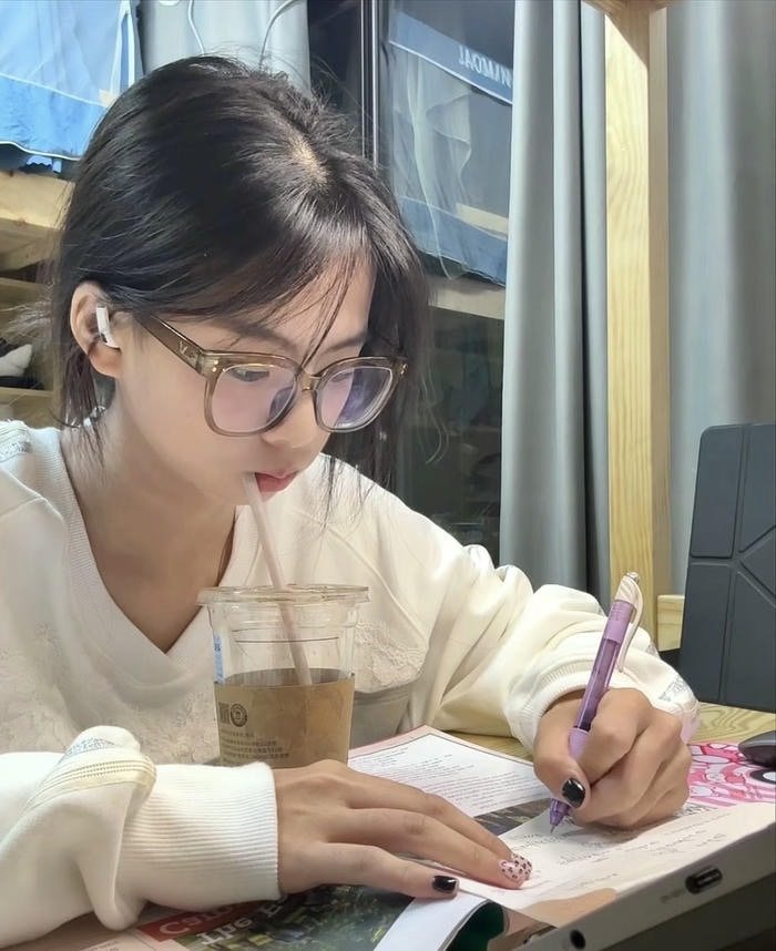 Smiling girl exam dp picture cute