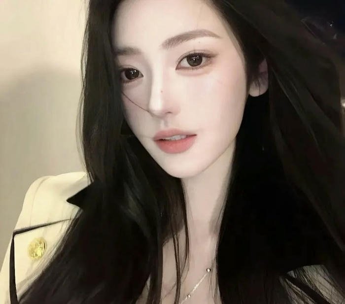 bright background cute profile dp girl