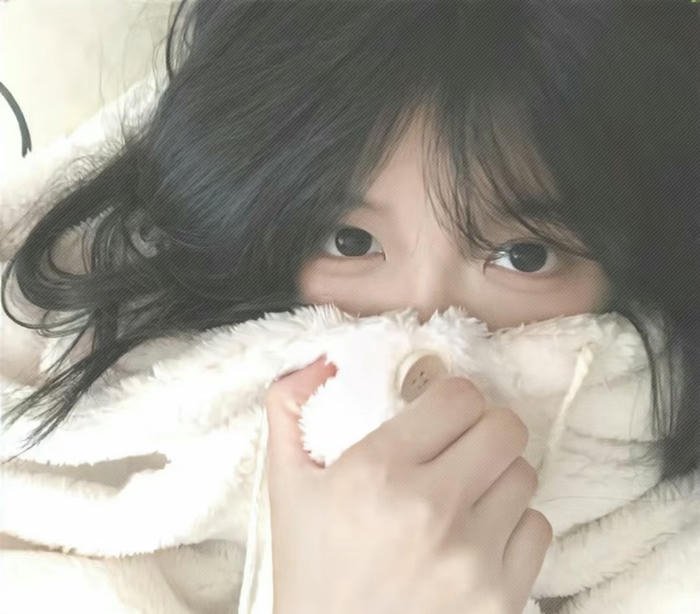 close shot girl eyes pic dp