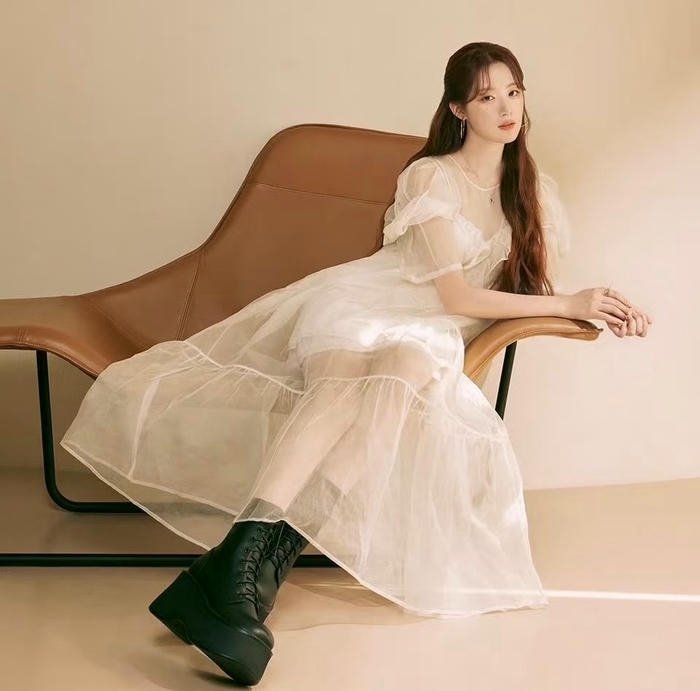 girls attitude dp trendy avatar style