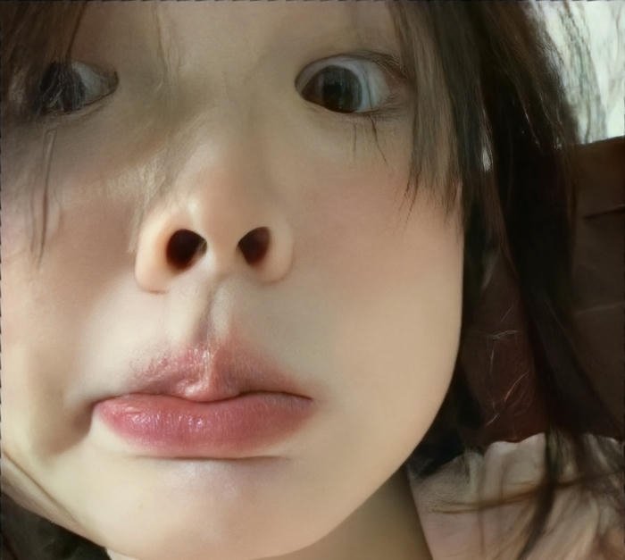 laughing selfie funny dp for girls