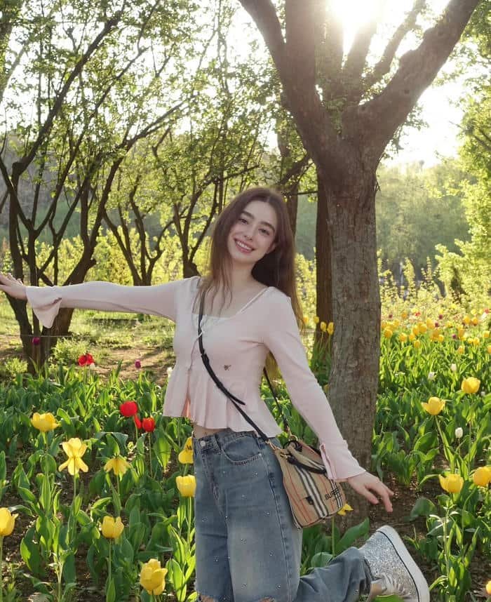 photo dp for girls attitude style